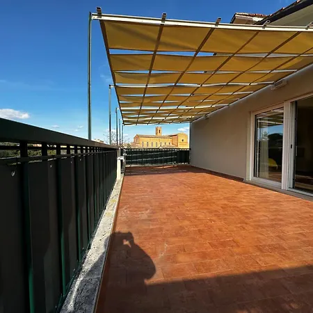 Skyline- 3 With View Апартаменти