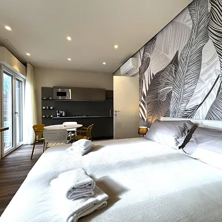 Апартаменти Skyline- 3 With View