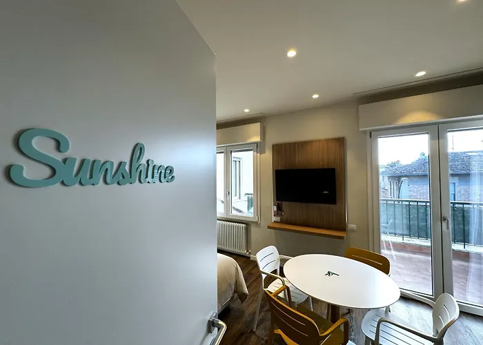 Skyline- 3 With View * 锡耶纳