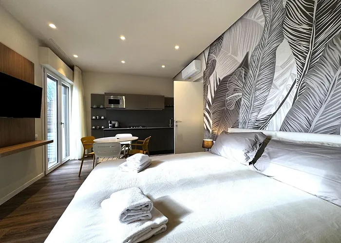 Апартаменти Skyline- 3 With View