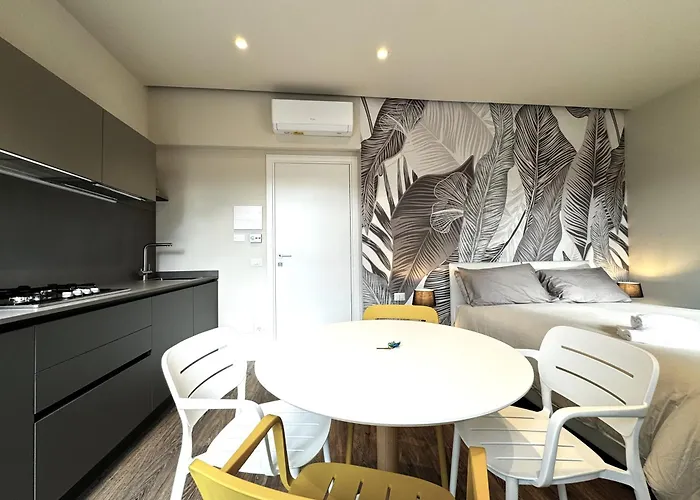 Skyline- 3 With View Daire *