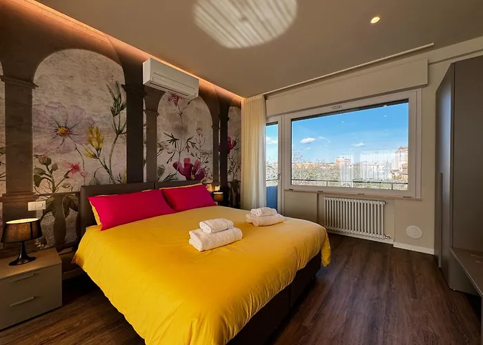 Skyline- 3 With View * سيينا